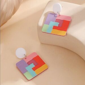 5/$25 GEOMETRICAL COLORFUL DANGLES